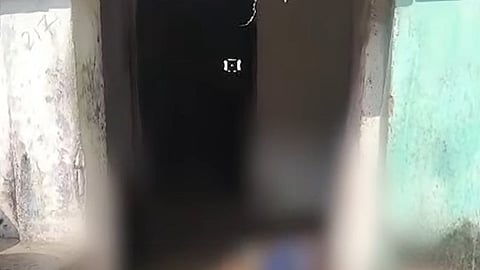 സഹോദരിയെയും കാമുകനെയും വെട്ടിക്കൊലപ്പെടുത്തിയ നിലയിൽ