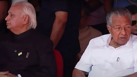 റിപ്പബ്ലിക് ദിനാഘോഷത്തില് ഗവര്ണറും മുഖ്യമന്ത്രിയും