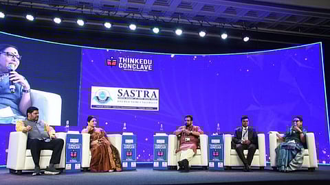 ന്യൂ ഇന്ത്യന് എക്സ്പ്രസ് സംഘടിപ്പിച്ച തിങ്ക് എഡു പരിപാടിയില് സംസാരിക്കുന്ന ഖുശ്ബു