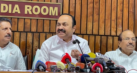 പ്രതിപക്ഷ നേതാക്കളുടെ വാർത്താസമ്മേളനം