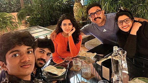 ബാബു രാജ്, വാണി വിശ്വനാഥ്, മകള് ആര്ച്ച, മകന് അദ്രി, ആദി