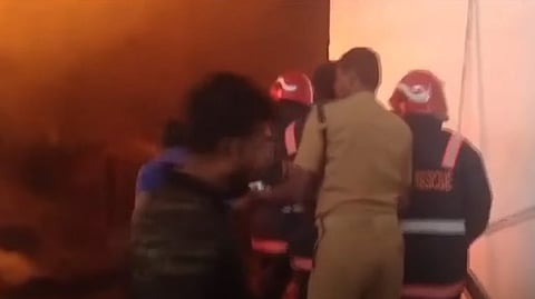 വെളിച്ചെണ്ണ നിര്മാണ യൂണിറ്റിൽ വൻ തീപിടിത്തം