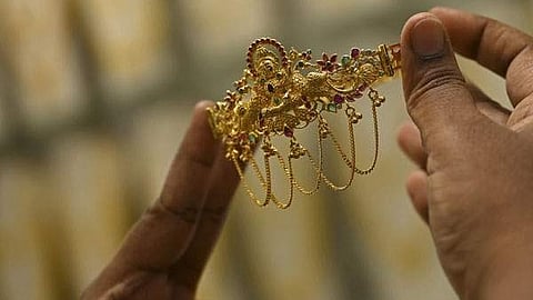 ഗ്രാമിന് 5760 രൂപ നല്കണം