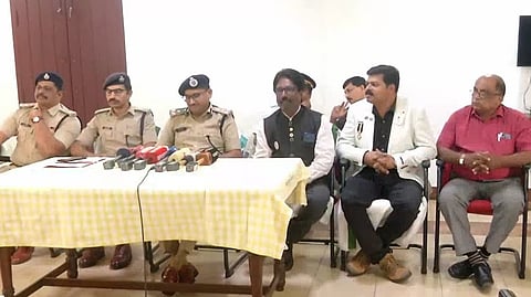 സിറ്റി പൊലീസും ലയണ്സ് ക്ലബ്ബ് പ്രതിനിധികളും വാര്ത്താ സമ്മേളനത്തില്