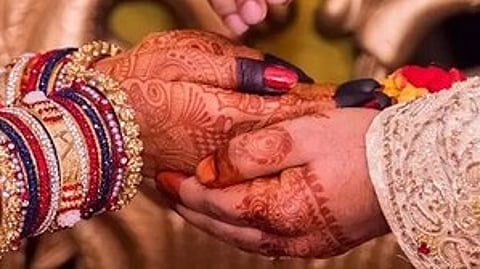 വിവാഹം മുടങ്ങിയെന്ന് കരുതി വഞ്ചനാക്കുറ്റം നിലനില്ക്കില്ല