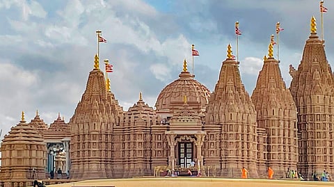 അബുദാബിയിലെ ആദ്യത്തെ ഹിന്ദു ശിലാക്ഷേത്രം