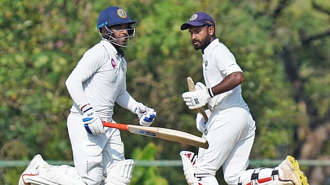 കേരളത്തിനായി സെഞ്ച്വറികള് നേടിയ സച്ചിന് ബേബി, അക്ഷയ് ചന്ദ്രന് സഖ്യം