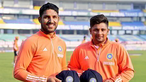 ധ്രുവ് ജുറേല്, സര്ഫറാസ് ഖാന്