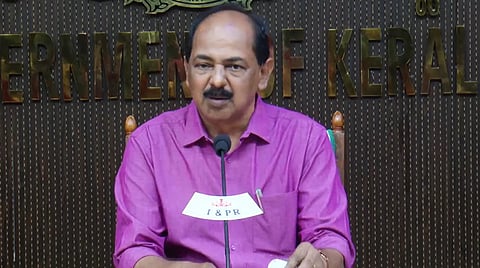 സെര്വര് പണിമുടക്കിയതിനാല് റേഷന് മസ്റ്ററിങ് തത്കാലം നിര്ത്തിയതായി മന്ത്രി ജിആര് അനില്