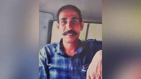 കടുത്തുരുത്തി അറുനൂറ്റിമംഗലം മുള്ളംമടയ്ക്കല് ഷിബു ലൂക്കോസ് (48) ആണ് മരിച്ചത്