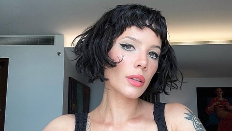 മൂന്ന് തവണ ഗർഭച്ഛിദ്രം, എന്ഡോമെട്രിയോസിസ് പോരാട്ടത്തെ കുറിച്ച് ഗായിക