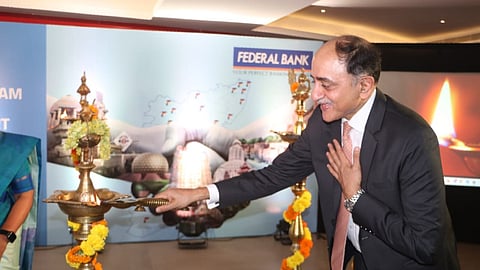 26 പുതിയ ശാഖകളുടെ ഉദ്ഘാടനം ശ്യാം ശ്രീനിവാസന് നിര്വഹിക്കുന്നു