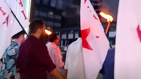 പൗരത്വ ഭേദഗതി നിയമം;ട്രെയിന് ഉപരോധിച്ചു, സംസ്ഥാനത്ത് വ്യാപക പ്രതിഷേധം