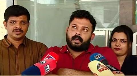 ജീവനൊടുക്കിയ മാര്ഗം കളി അധ്യാപകനും കലോത്സവത്തിലെ വിധി കര്ത്താവുമായ ഷാജിയെ എസ്എഫ്ഐക്കാര് മര്ദിക്കുന്നതിന് ദൃക്സാക്ഷികളാണെന്ന് നൃത്ത അധ്യാപകര് പറഞ്ഞു