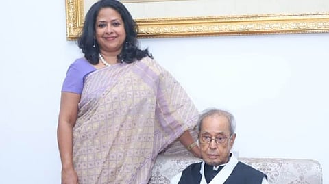 പ്രണബ് കുമാര് മുഖര്ജിക്കൊപ്പം മകള് ശര്മിഷ്ഠ മുഖര്ജി