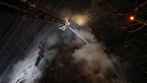 ധാക്കയിൽ വൻ തീപിടിത്തം