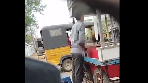 പ്രതിഷേധം ഉയര്ന്നതോടെ, ഫുഡ് ഇന്സ്പെക്ടര് സാമ്പിള് ശേഖരിച്ച് പരിശോധനയ്ക്ക് അയച്ചു