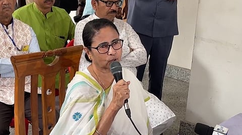 ഇനി മുതല് അവന് എന്റെ സഹോദരനല്ല; എല്ലാ ബന്ധവും അവസാനിപ്പിച്ചെന്ന് മമത ബാനര്ജി