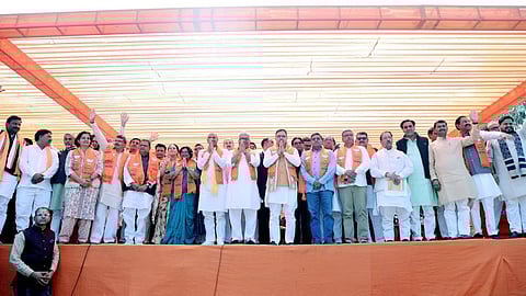 കോൺഗ്രസ് നേതാക്കൾ ബിജെപിയിൽ ചേർന്നപ്പോൾ