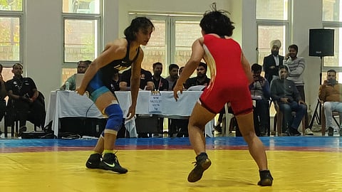 പ്രതീകാത്മകം