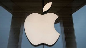 apple layoff