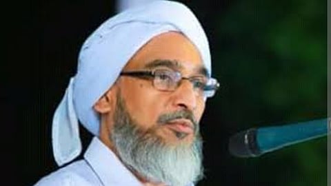 വെള്ളിയാഴ്ച ജുമ നിസ്കാരം ഒഴിവാക്കിയാലും വോട്ട് അവകാശം നിര്ബന്ധമായും വിനിയോഗിക്കണമെന്ന്  ജംഇയ്യത്തുല് ഉലമാ ജനറല് സെക്രട്ടറി നജീബ് മൗലവി