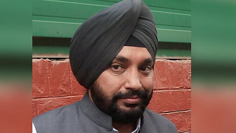 ഡല്ഹിയില് കോണ്ഗ്രസിന് കനത്ത തിരിച്ചടി; പിസിസി പ്രസിഡന്റ് അരവിന്ദര് സിങ് ലവ് ലി രാജിവെച്ചു