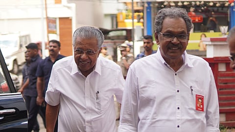 pinarayi vijayan, mm varghese