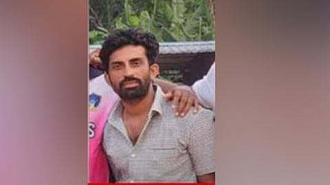 വൈകിട്ട് സുഹൃത്തുക്കള്ക്കൊപ്പം വിശ്രമിക്കുന്നതിനിടെ കുഴഞ്ഞു വീഴുകയായിരുന്നു