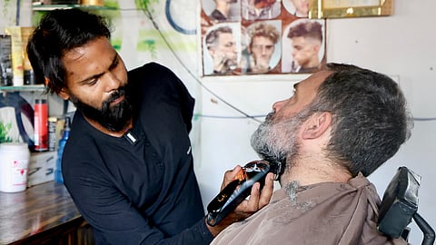 Raebareli Barber Shop Staff Talks Of Big Change After Rahul Gandhi's Visit