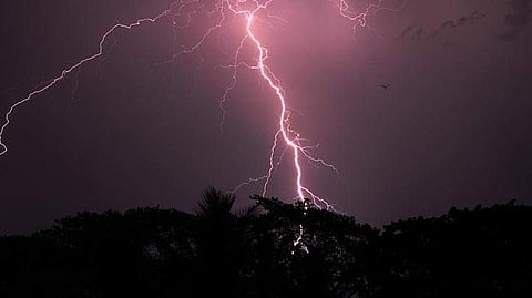 38 killed in a day due to lightning strikes in UP