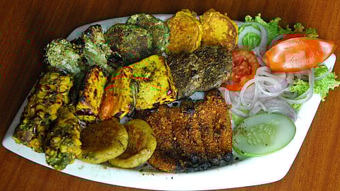Karnataka bans artificial colours in kebabs