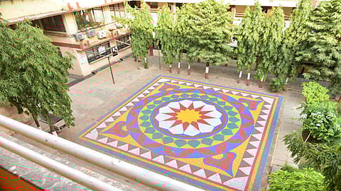 Mumbai college bars students from wearing T-shirts, torn jeans