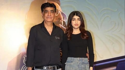 കൃഷ്ണ കുമാറും തിഷയും