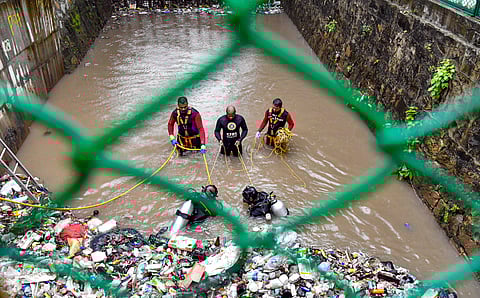 corporation worker gone misssing in amayizhanchan canal