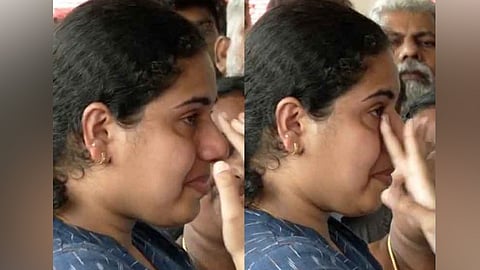 joys-death- mayor-arya-rajendran-gets-emotional