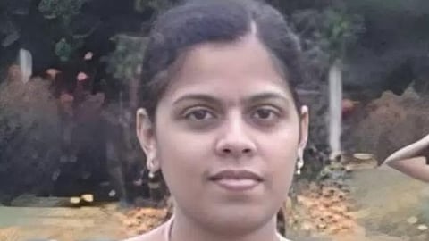 Kozhikode woman and toddler found dead in well