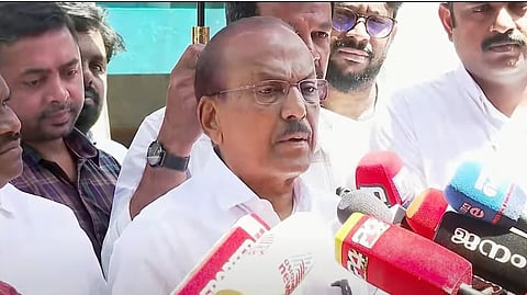 'അപ്രസക്തമായ ചോദ്യം ചോദിച്ച് മാനം മാറ്റേണ്ട'; അന്വറിനെ ലീഗ് നേതാവ് ക്ഷണിച്ചതില് പ്രതികരിച്ച് കുഞ്ഞാലിക്കുട്ടി