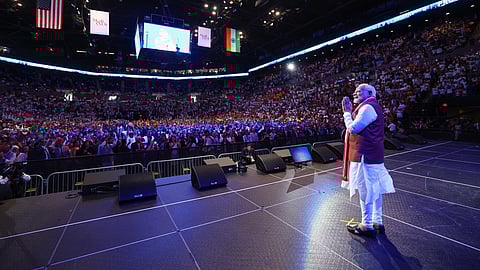 modi-addressing-indian-diaspora-in-new-york