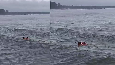 Fishermen rescued by sea while fishing, video