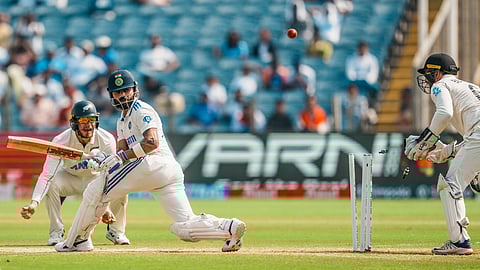 Virat's dismissal in Pune Test