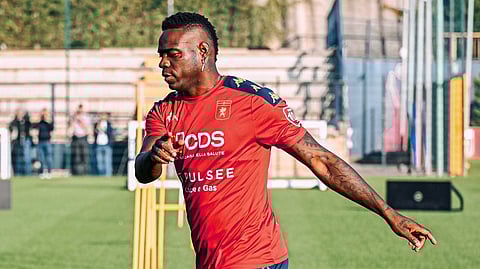 Genoa Sign Mario Balotelli