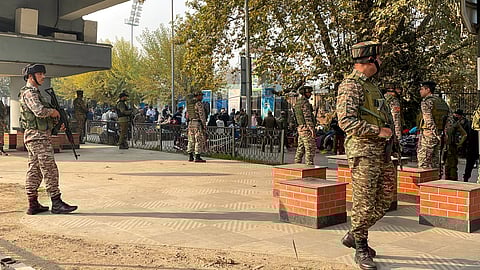 kashmir granade attack