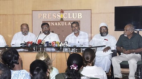 Kerala Waqf Samrakshana Samithi members addressing the media at the Ernakulam Press Club