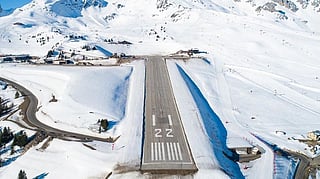 worlds-smallest-airports