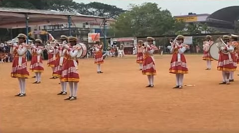 ബാന്ഡ് മേളം