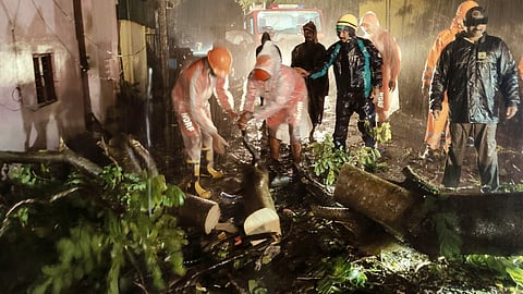 Cyclone Fenjal becomes an extremely severe depression; Yellow alert in six districts, four deaths