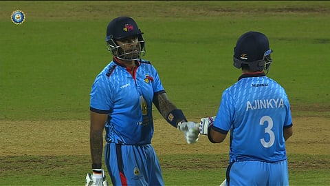 അടിത്തറയിട്ട് സൂര്യയും രഹാനെയും, വെടിക്കെട്ട്
ബാറ്റിങ്ങുമായി ഷെഡ്ജെ; സയ്യിദ് മുഷ്താഖ് അലി കിരീടം മുംബൈക്ക്