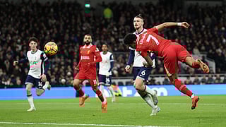 ഡിയസിന്റെ ഗോൾ വലയിലേക്ക്