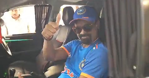 We will meet when you get better Kapil Dev tells an emotional Vinod Kambli